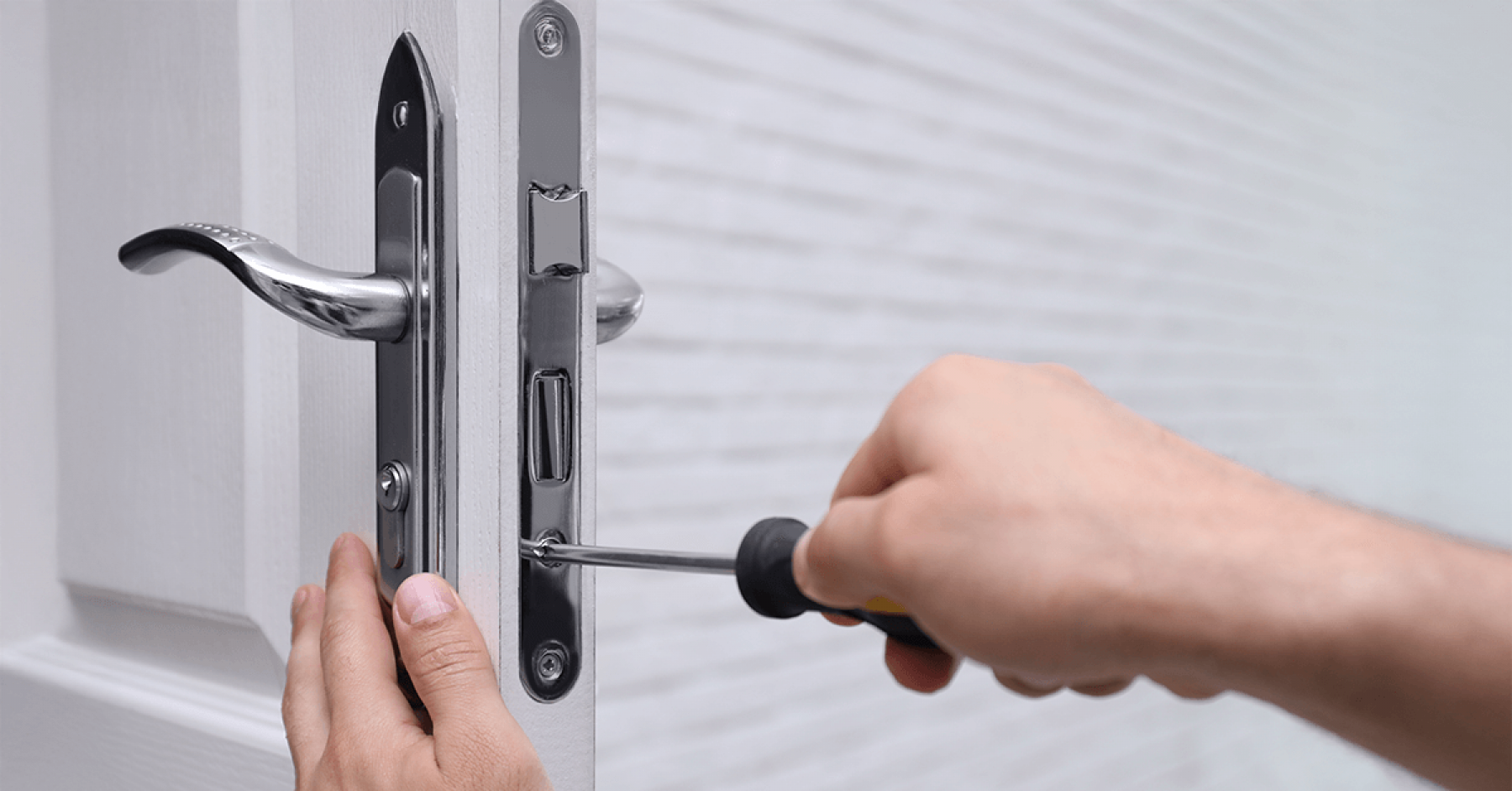 Sher-Lock  Automotive Key Specialist